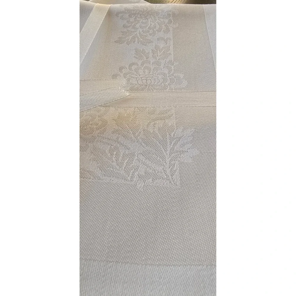 Set of 24 Vintage‎ White Napkins Approx. 20